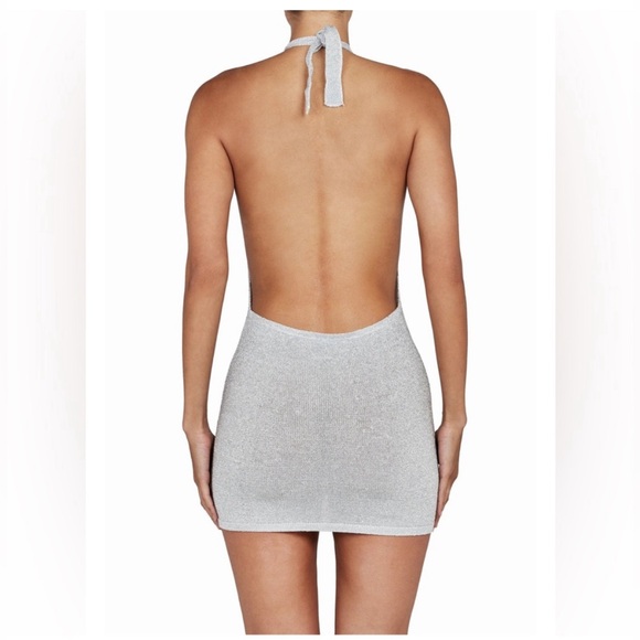 BAMBA SWIM BOUNTY DRESS - Shinny gray
SIZE M. NEVER WORN. - Picture 5 of 6